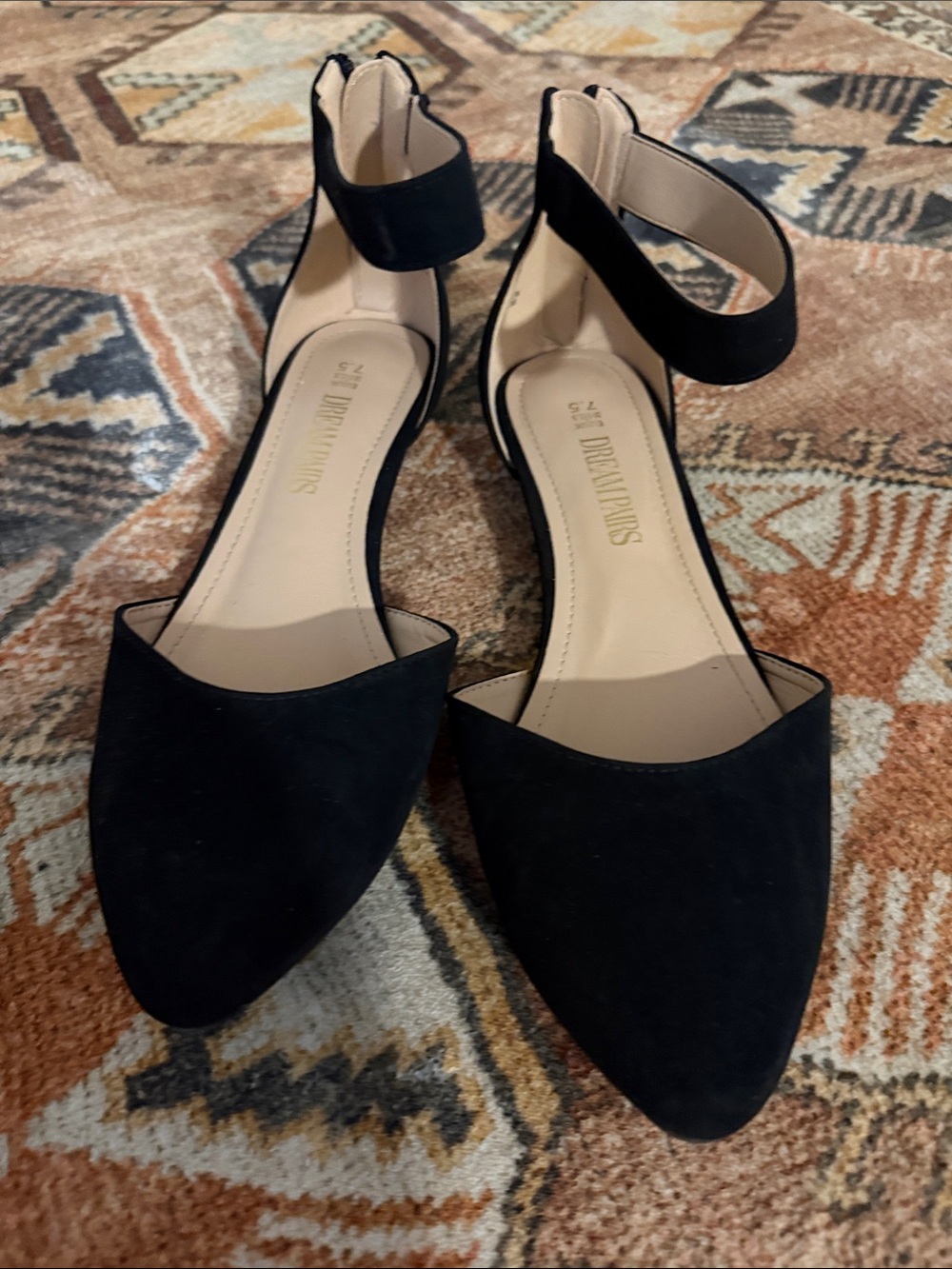 Dream Pairs Black Pointed Ankle-Strap Flats